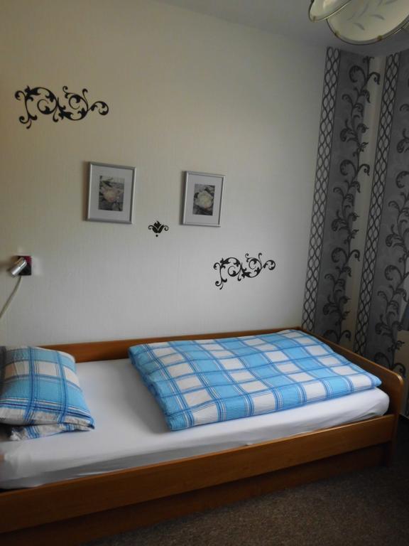 Hotel Garni Am Heuberg エシュヴェーゲ エクステリア 写真