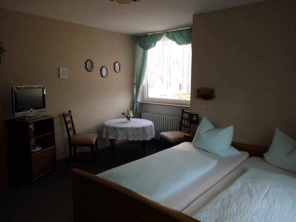 Hotel Garni Am Heuberg エシュヴェーゲ エクステリア 写真